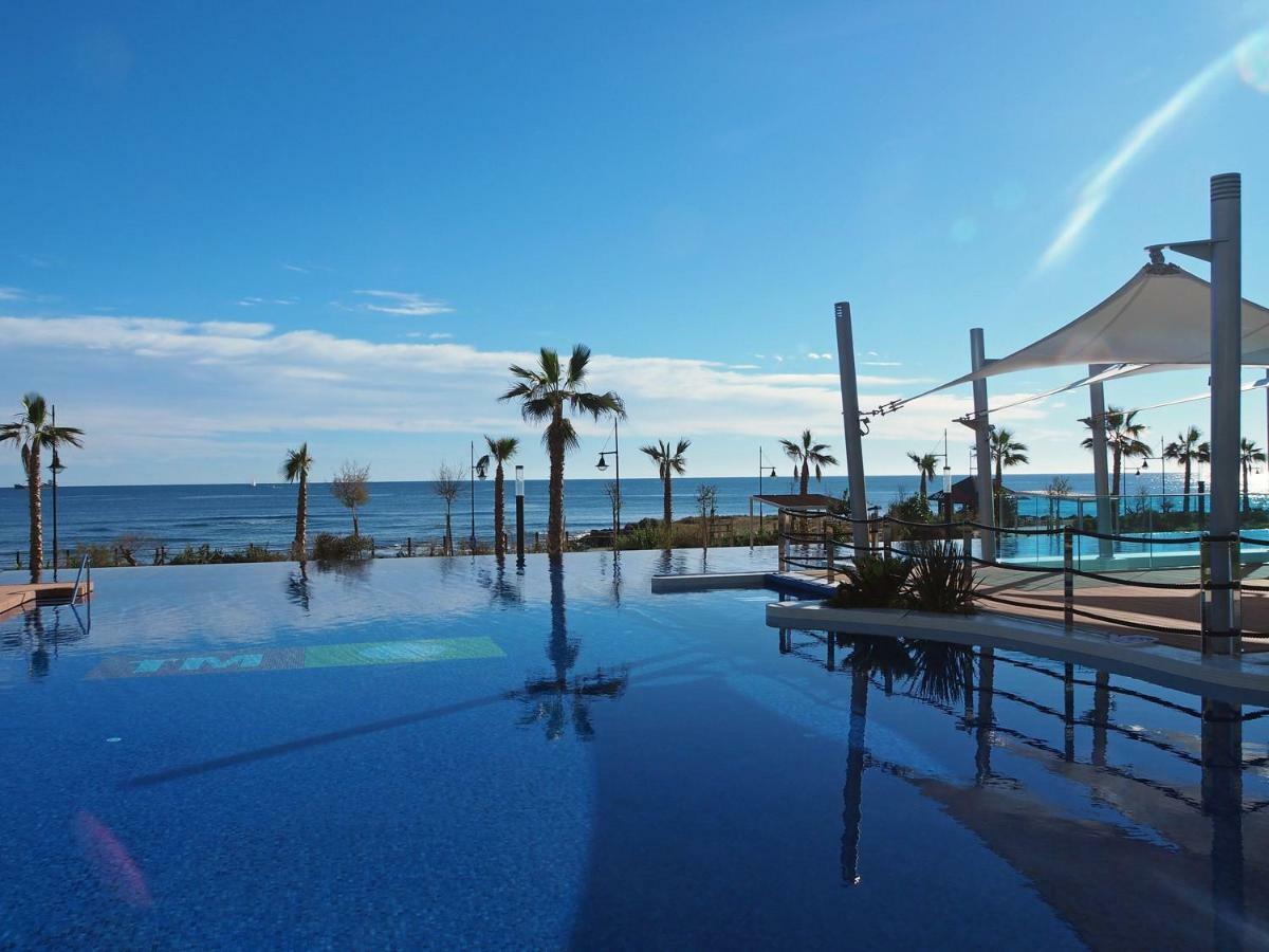 Апартаменты Sea Senses Торевьиа Экстерьер фото